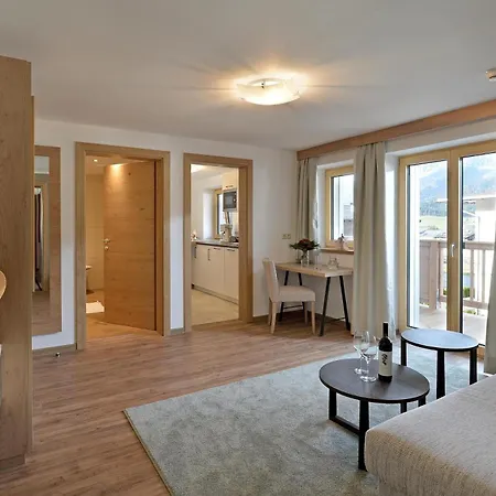 Bergland Apartment *